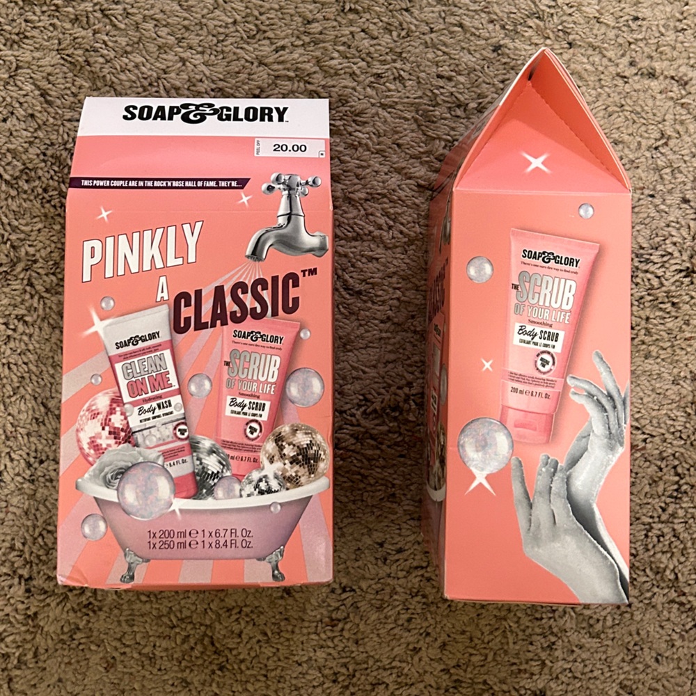 Soap & Glory Set of Two Body Wash and Scrub